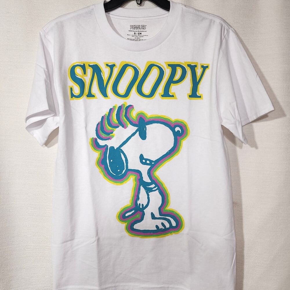 Snoopy men's small shirt men's